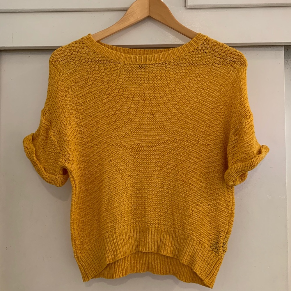 Mustard yellow top